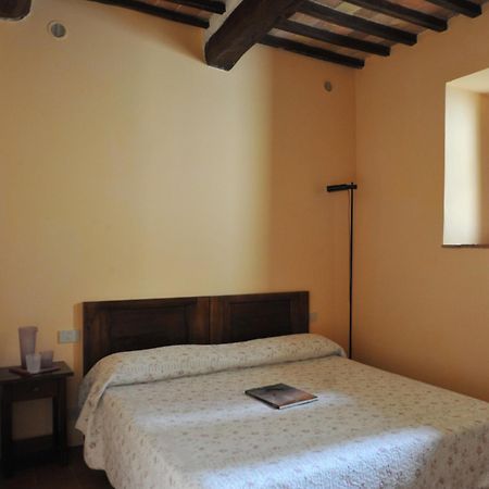 Fattoria Agriturismo Nerbona Casole dʼElsa Extérieur photo