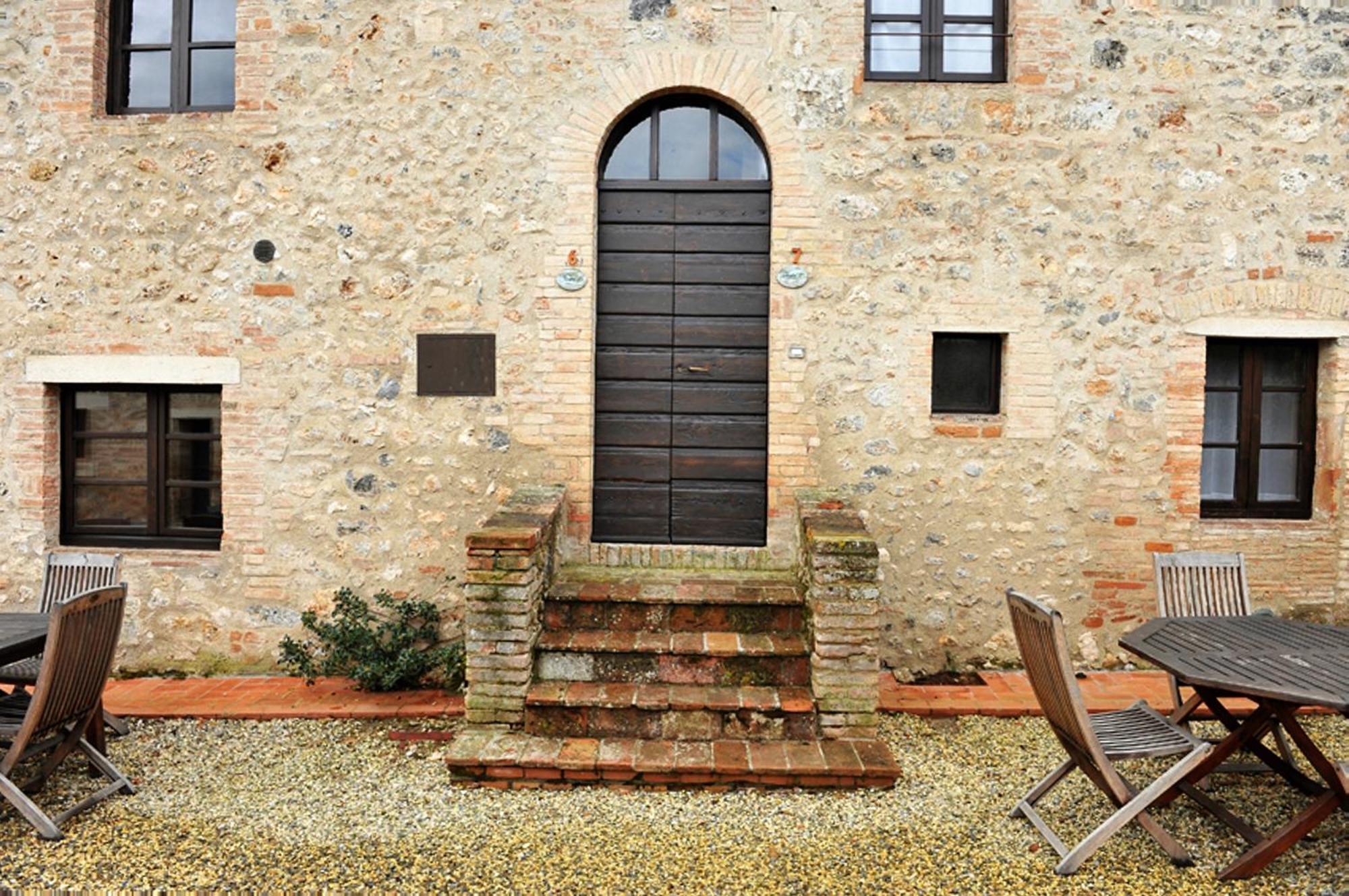 Fattoria Agriturismo Nerbona Casole dʼElsa Extérieur photo